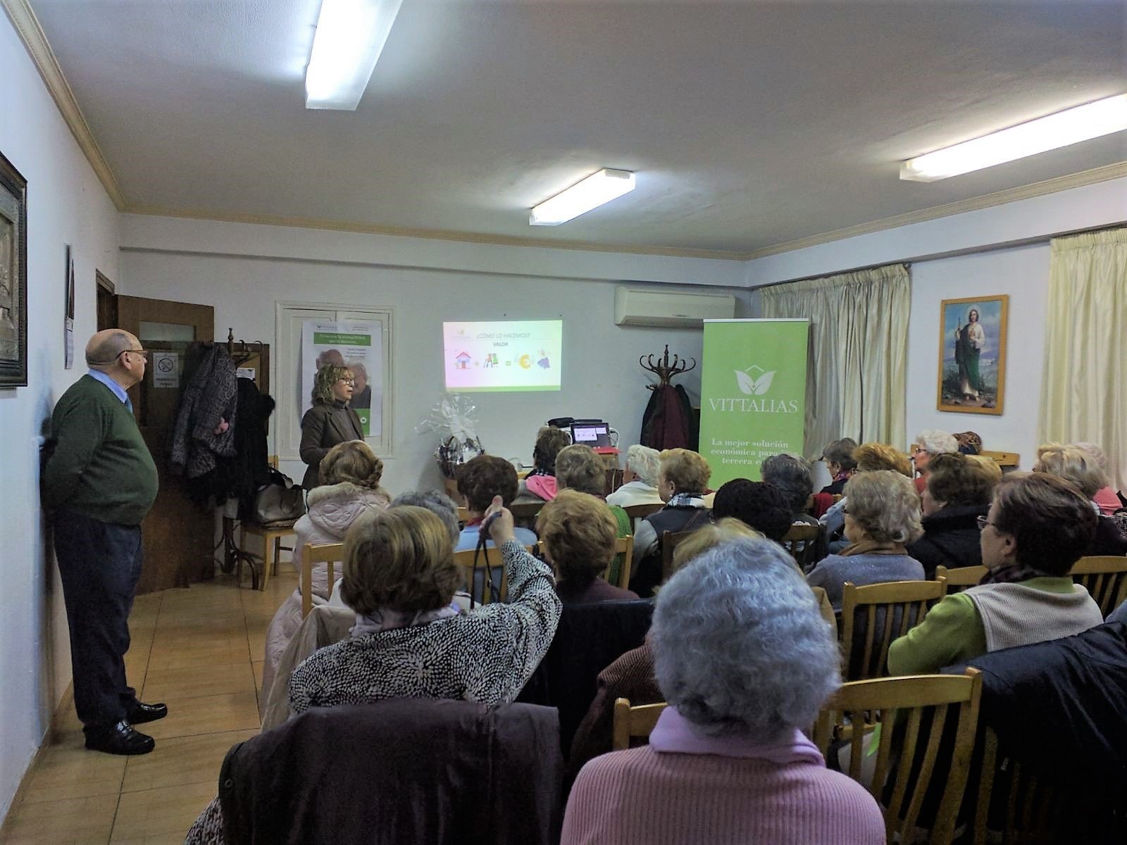 Charla y Merienda en la Asociación Encarnación del Señor, en Madrid